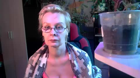 Helga online show from 05-18-26, 06:30