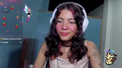 Helia Transfem and Amy online show from 09-09-25, 01:38
