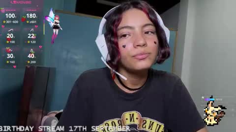 Helia Transfem and Amy online show from 09-16-25, 05:30