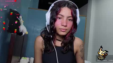 Helia Transfem and Amy online show from 10-02-25, 04:14