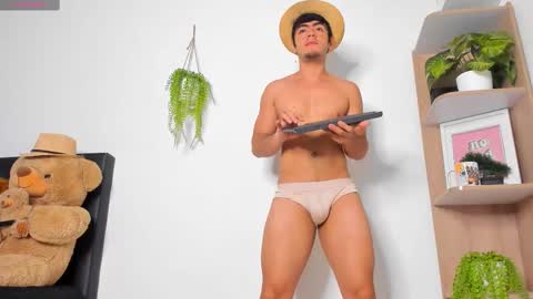 alan y zack online show from 11-24-25, 12:49