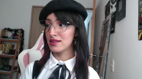 cher online show from 01-15-25, 08:37