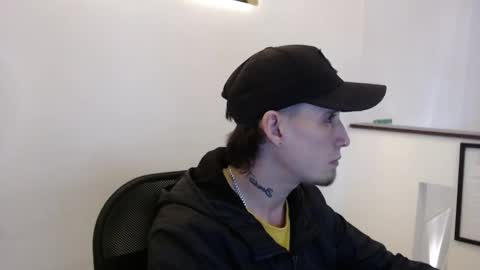 Snapshot of hell_boy66 chatting on 02-08-26, 11:08 Eros online show from 02-08-26, 11:08