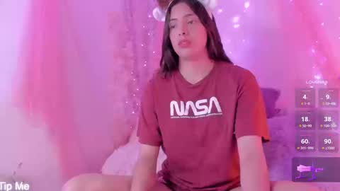 Snapshot of hell_girl_666 chatting on 09-09-25, 02:05 Nina online show from 09-09-25, 02:05