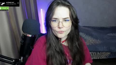 Red online show from 12-22-24, 11:09