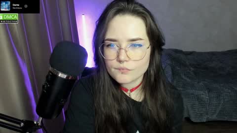 Red online show from 12-23-24, 08:47