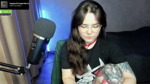 Red online show from 09-17-25, 06:31