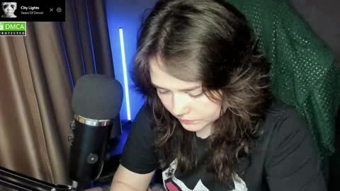 Red online show from 05-06-26, 09:20