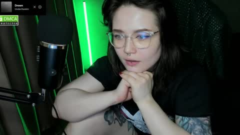 Red online show from 05-07-26, 07:30