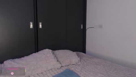 Snapshot of hell_luna chatting on 10-01-25, 05:30 Luna online show from 10-01-25, 05:30