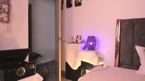 Snapshot of helldy_666 chatting on 05-11-26, 11:02 helldy_666 online show from 05-11-26, 11:02