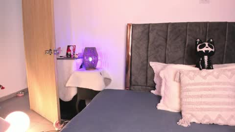 Snapshot of helldy_666 chatting on 05-15-26, 01:12 helldy_666 online show from 05-15-26, 01:12