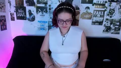 hellen online show from 06-11-26, 04:43