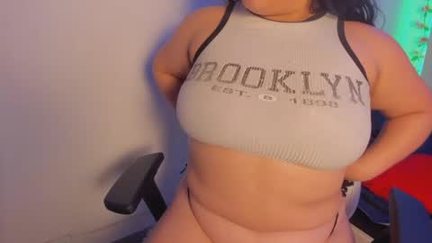 hellen__smith_ online show from 04-27-26, 06:55