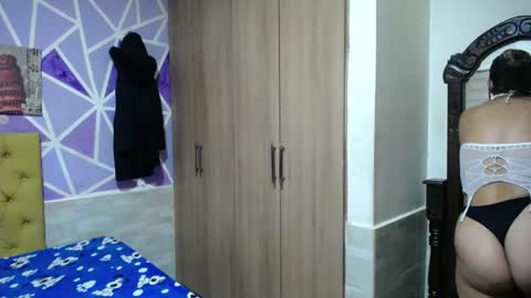Snapshot of hellen_maya chatting on 05-23-26, 06:34 hellen maya online show from 05-23-26, 06:34