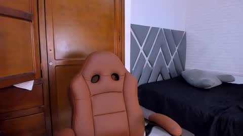 Juliet online show from 09-24-25, 07:50