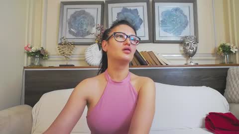    online show from 01-06-25, 04:04