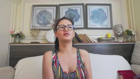    online show from 01-12-25, 04:00