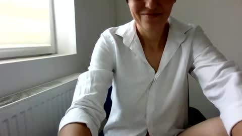 Hellen online show from 11-06-25, 07:09