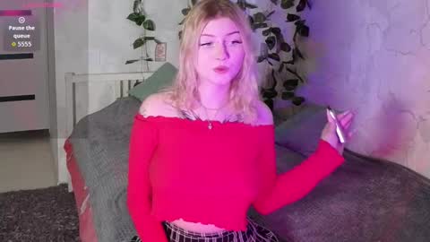 Snapshot of hellenhornny chatting on 09-13-25, 03:34 HellenHorny online show from 09-13-25, 03:34