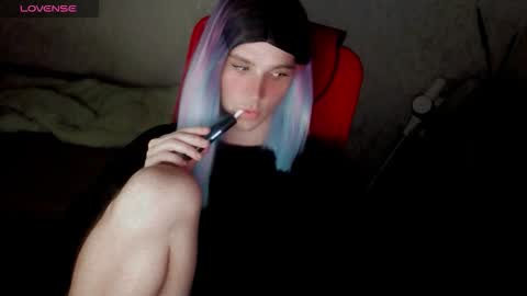 Helen Spellman online show from 10-21-25, 04:08