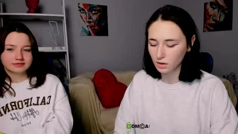 Snapshot of helli_belli chatting on 03-04-25, 01:28 Helli online show from 03-04-25, 01:28