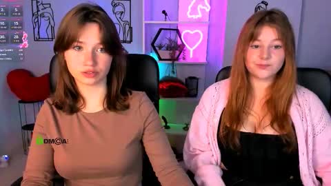 Snapshot of helli_belli chatting on 10-03-25, 11:35 Helli online show from 10-03-25, 11:35