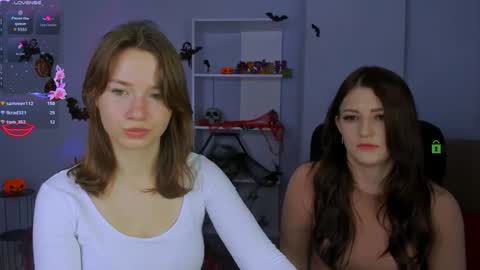 Snapshot of helli_belli chatting on 10-19-25, 07:14 Helli online show from 10-19-25, 07:14