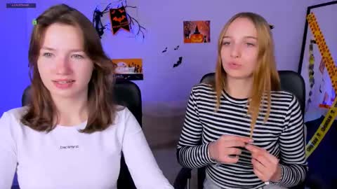 Snapshot of helli_belli chatting on 10-24-25, 07:10 Helli online show from 10-24-25, 07:10