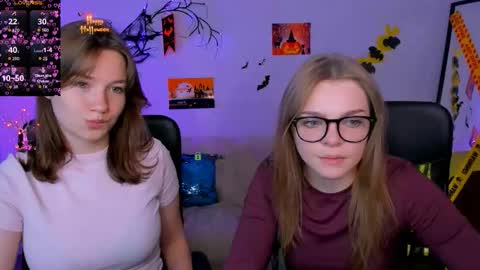 Snapshot of helli_belli chatting on 10-28-25, 08:22 Helli online show from 10-28-25, 08:22