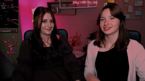 Snapshot of helli_belli chatting on 10-31-25, 09:49 Helli online show from 10-31-25, 09:49