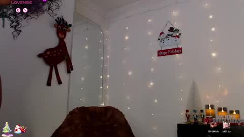 Snapshot of hello_candy chatting on 11-09-25, 10:19 Candy online show from 11-09-25, 10:19