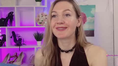 Snapshot of hello_lisha chatting on 01-28-25, 02:10 Alisia Monday to Friday from 10 am to 4 pm GMT 2 online show from 01-28-25, 02:10