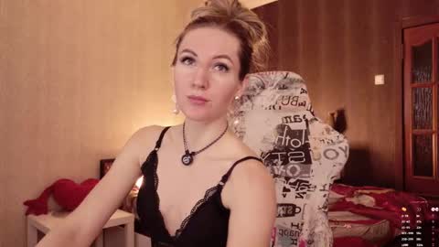 Alisia  Monday to Friday from 10 am to 4 pm GMT 2 online show from 03-03-26, 08:31