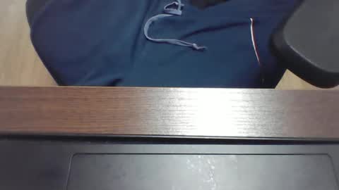 hellochris123456 online show from 10-02-25, 10:33
