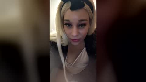 Hellokittyandme online show from 07-28-26, 06:31