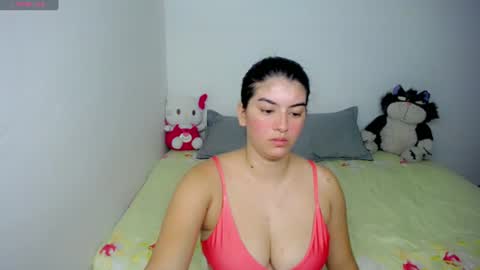 helloo_kityy25 online show from 07-02-26, 01:16