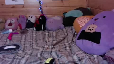 Snapshot of hellrazorbabexxx chatting on 02-27-25, 12:43 hellrazorbabexxx online show from 02-27-25, 12:43