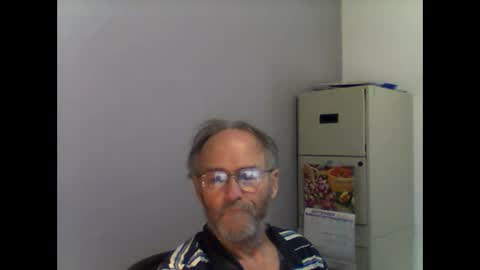 Snapshot of helopilot01 chatting on 09-21-25, 05:47 helopilot01 online show from 09-21-25, 05:47