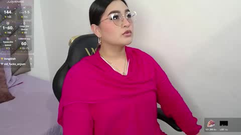 Snapshot of heluejamil chatting on 10-27-25, 08:24 Zahira online show from 10-27-25, 08:24