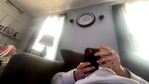 Snapshot of hemi12345 chatting on 02-18-25, 03:43 hemi12345 online show from 02-18-25, 03:43