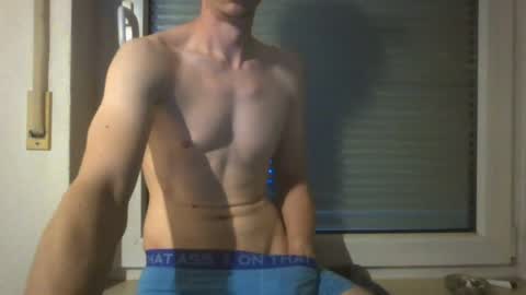 hempdude5588 online show from 08-09-26, 08:19
