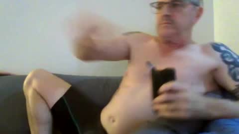 Snapshot of hempie1973 chatting on 06-21-26, 08:17 hempie1973 online show from 06-21-26, 08:17