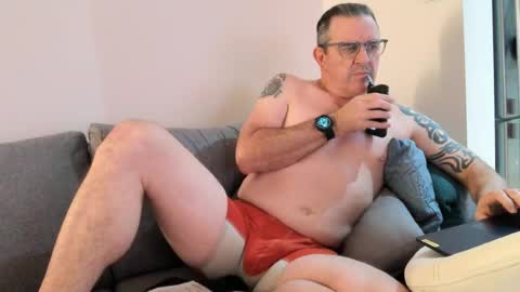 Snapshot of hempie1973 chatting on 07-13-26, 08:06 hempie1973 online show from 07-13-26, 08:06
