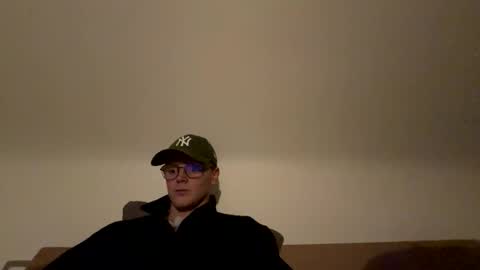 Snapshot of henrietje chatting on 01-16-26, 09:19 henrietje online show from 01-16-26, 09:19