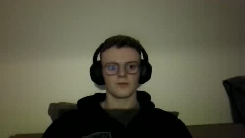 Snapshot of henrietje chatting on 02-05-26, 08:02 henrietje online show from 02-05-26, 08:02