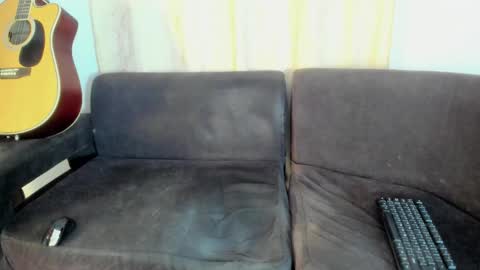 henrik_senn online show from 11-05-25, 01:27