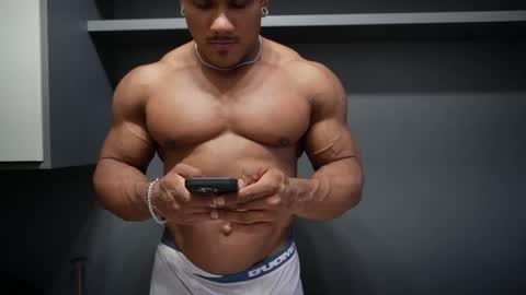 Henri online show from 02-10-26, 09:30