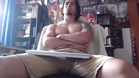 Snapshot of henry_barbarian_ chatting on 01-17-25, 05:41 Henry Barbarian online show from 01-17-25, 05:41