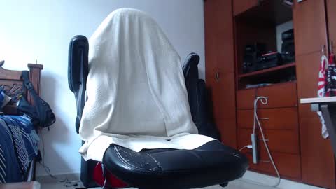 Snapshot of henry_barbarian_ chatting on 02-20-25, 03:08 Henry Barbarian online show from 02-20-25, 03:08